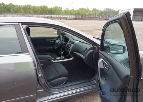 2014 Nissan Altima 2.5 S z USA, uszkodzony, nr VIN 1N4AL3APXEC428226